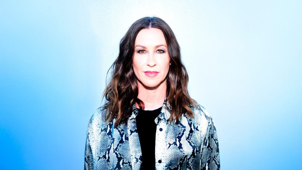 Como Alanis Morissette chega ao Lolla? Cantora teve problemas com fama, machismo e ‘raiva feminina’