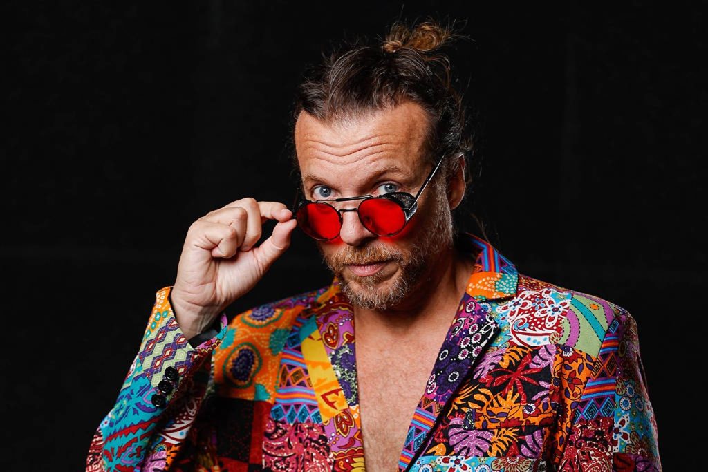 Livro desvenda o paradeiro de artistas esquecidos, como Vinny e Kelly Key, com base em hits e entrevistas reais