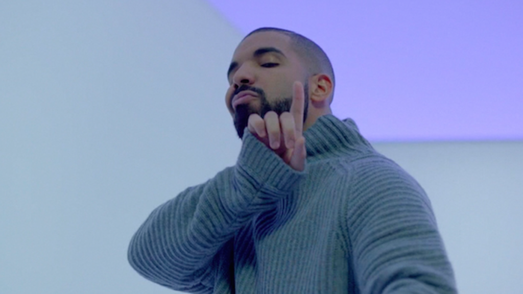 Drake quebra recorde de Michael Jackson e celebra com foto do Rei do Pop ‘congelado’; veja