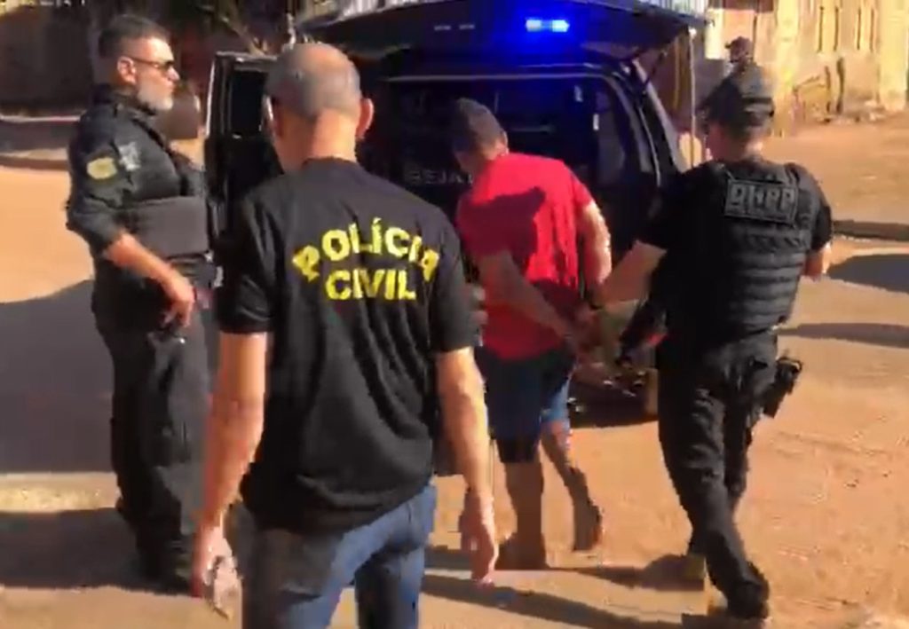 Suspeito de matar policial aposentado que tentava defender filho é preso no Tocantins