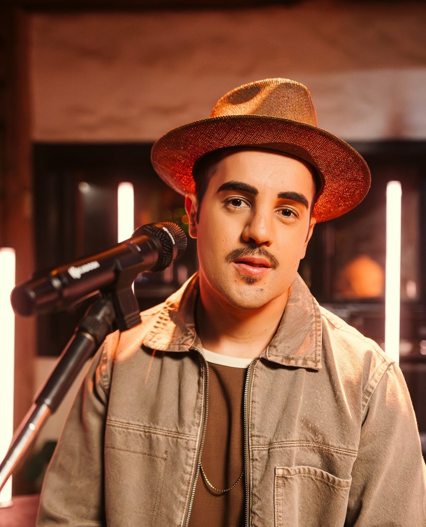 Rod Melim rebobina o repertório do álbum solo ‘Inimaginável’ em registro acústico audiovisual feito em estúdio