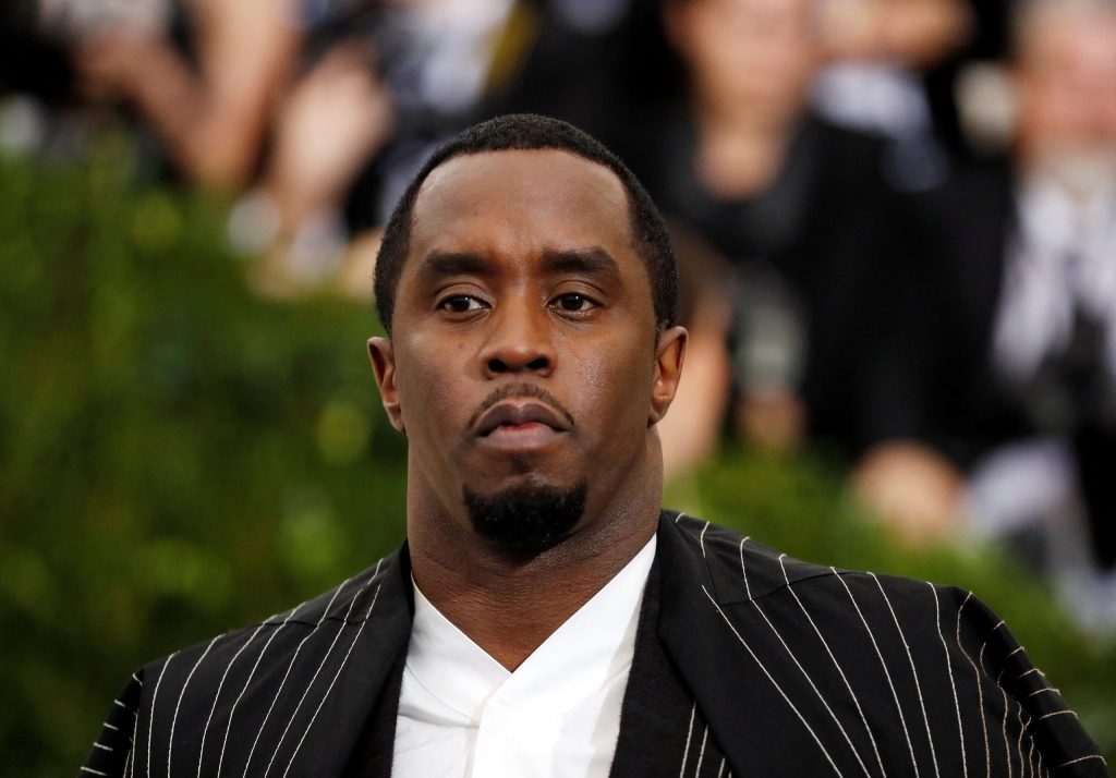 Diddy briga na prisão e é colocado em confinamento solitário, diz site