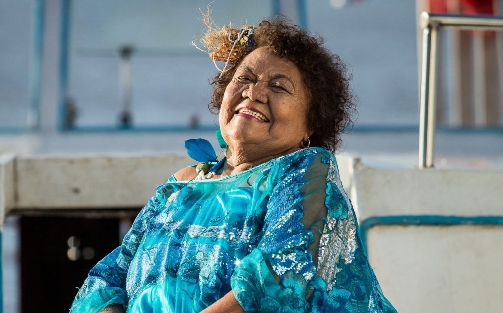 Dona Onete: ‘Tive que recuar por pedidos médicos, mas estou vencendo. Ainda estou de pé’